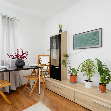 In The Business Center By Renters * Warszawa